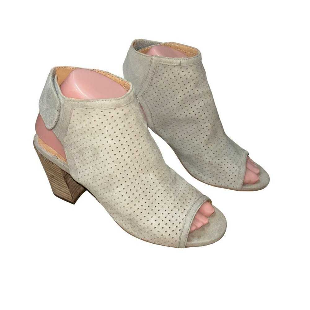 Adam Tucker Women's Size 7 Rowan Suede Heeled Booties Lasercut Open Toe Beige